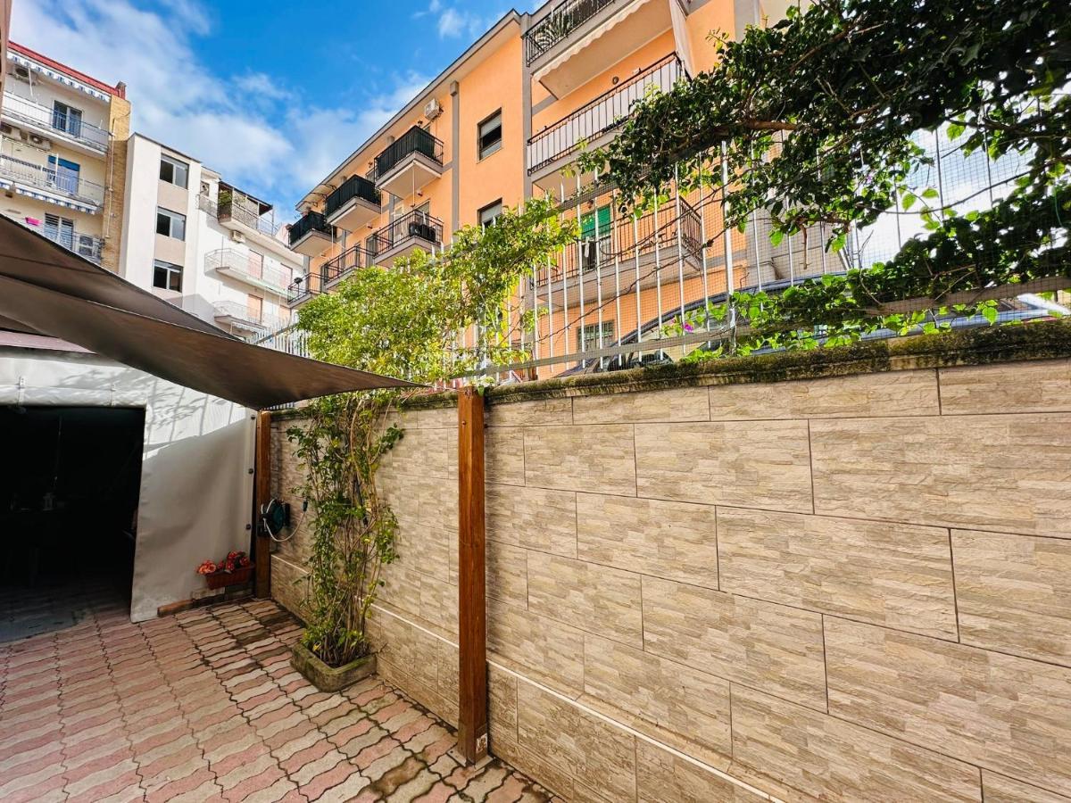 סן ג'יורג'יו א קרמאנו Ferdirisa Vesuvio Home&Garden מראה חיצוני תמונה